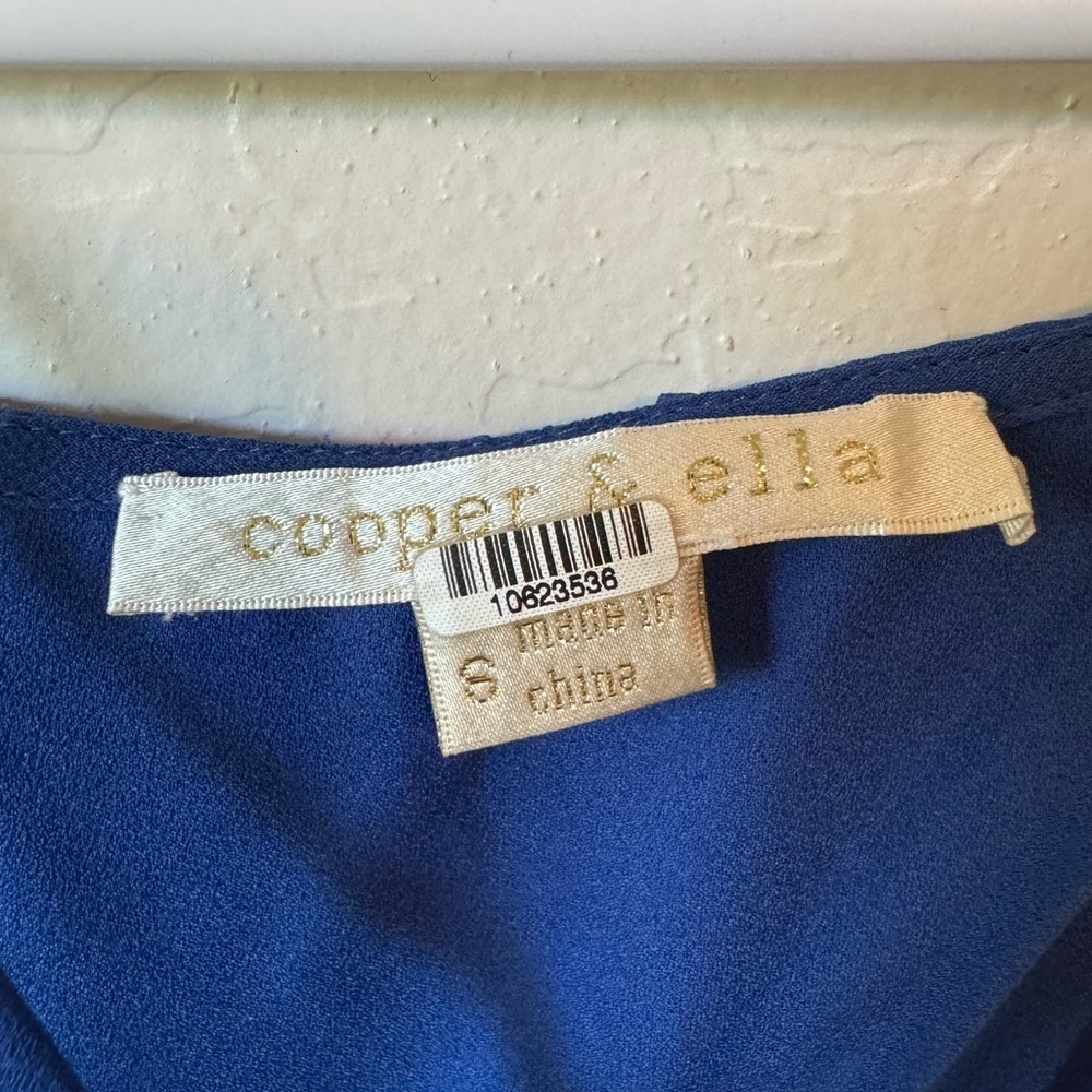 COOPER AND ELLA CROSS STRAP OFF THE SHOULDER BLOUSE - Picture 5 of 6